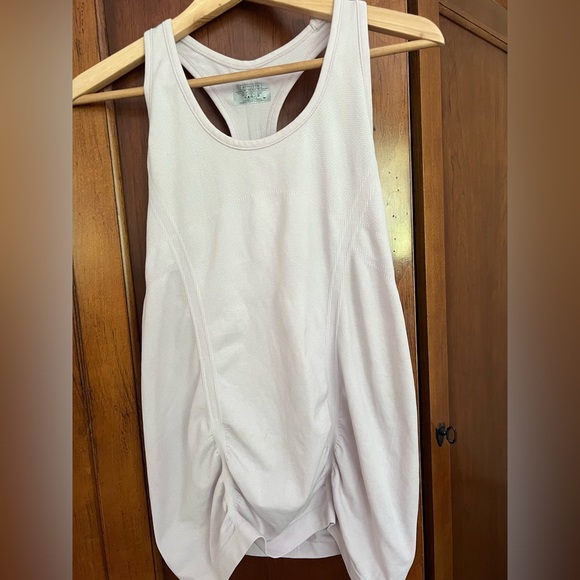 Athleta blush colored Workout top Size M - Picture 3 of 9